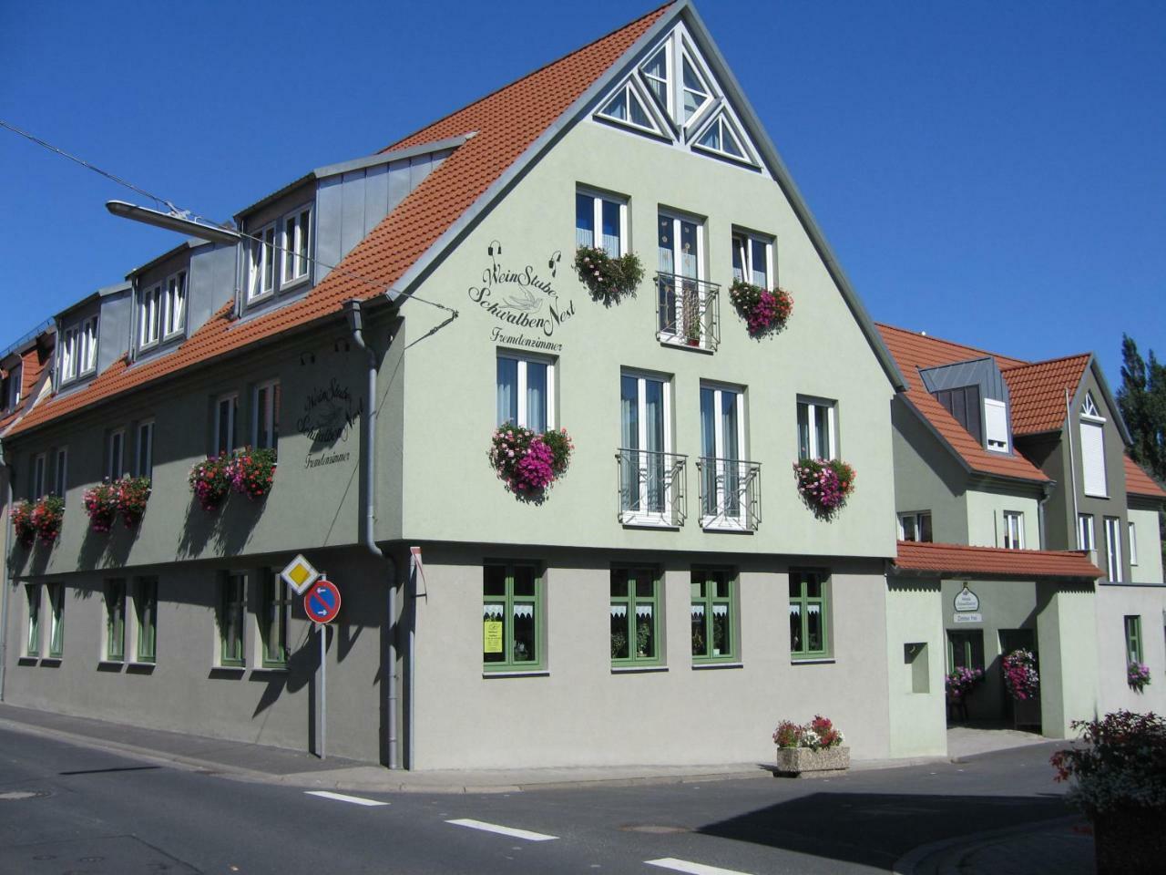 Weinstube Schwalbennest Hotel คาร์ลชตัดท์ ภายนอก รูปภาพ